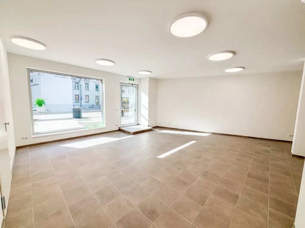 Gewerbeimmobilie mieten in Wien – 147 m², € 2.419 – Bild 2 von 21