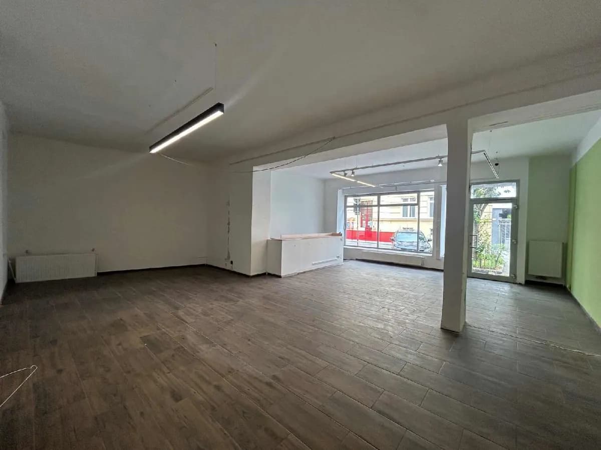 1-Zimmer-Gewerbeimmobilie mieten in Wien – 118 m², € 1.241 – Bild 3 von 12