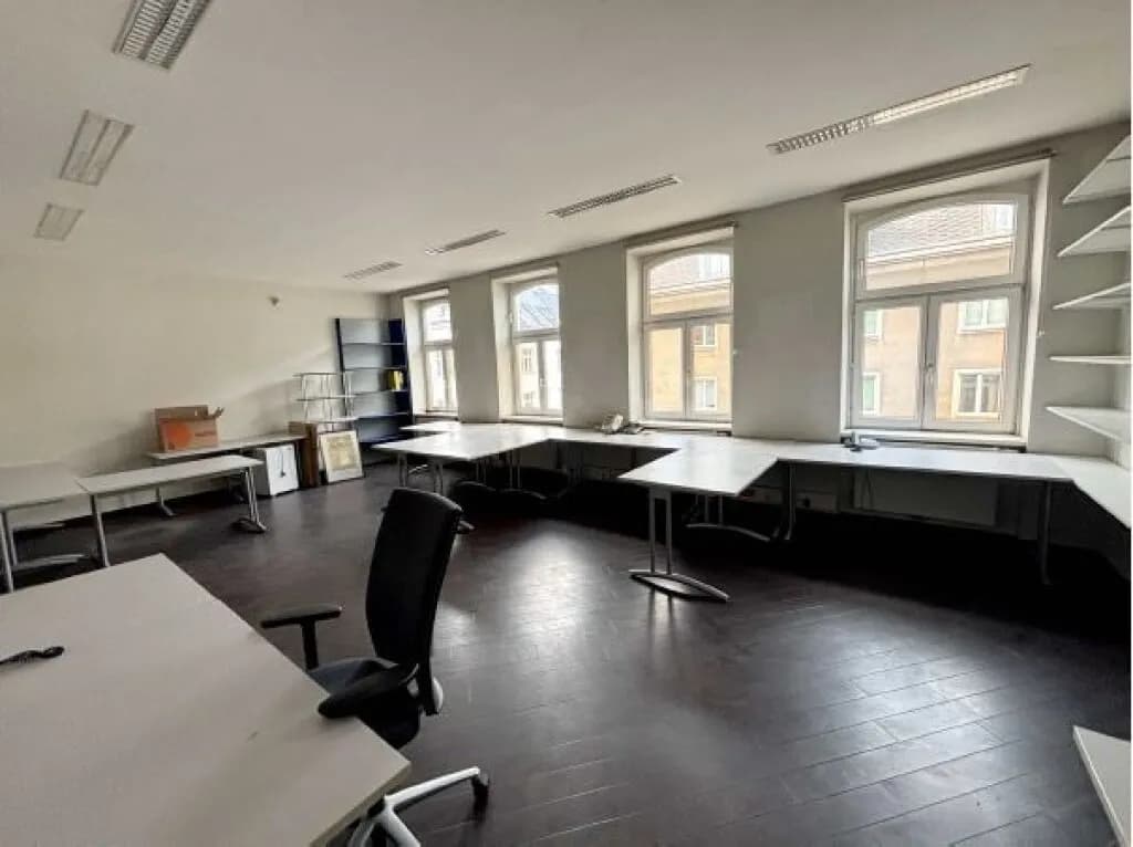 2-Zimmer-Gewerbeimmobilie mieten in Wien – 102 m², € 981