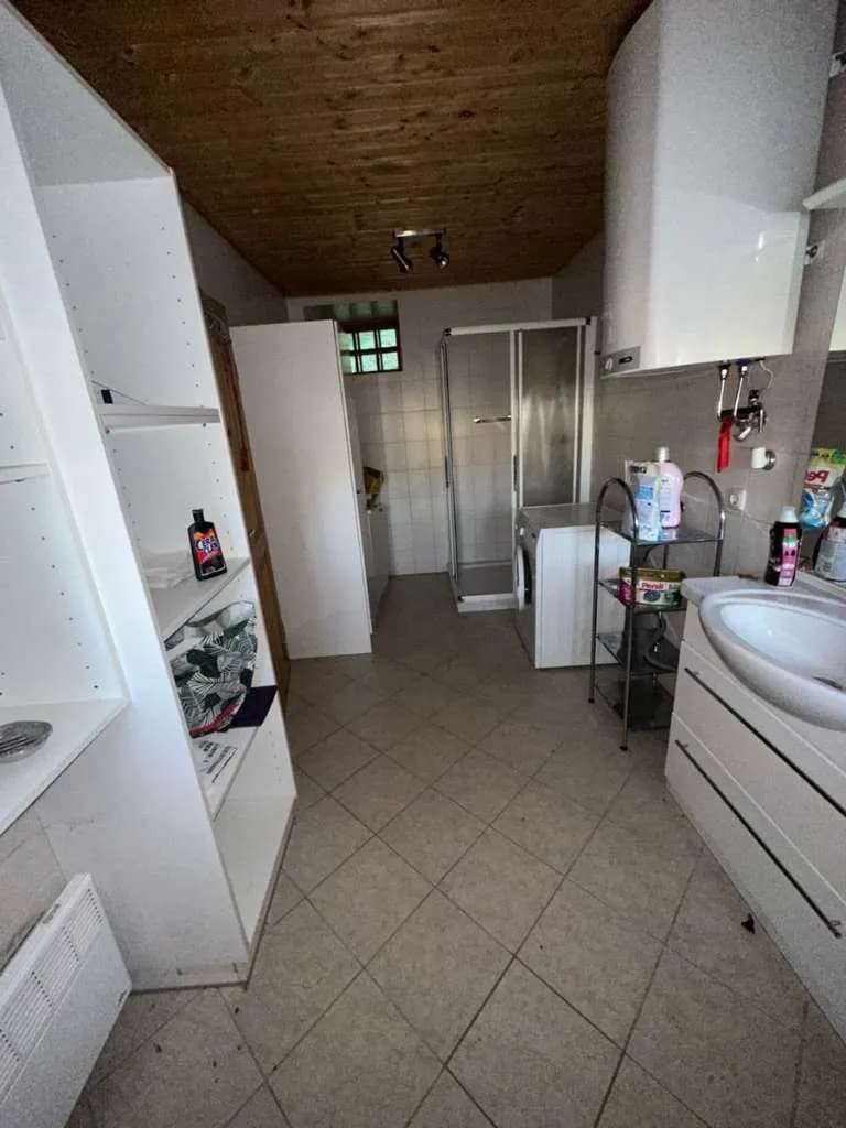 5-Zimmer-Gewerbeimmobilie mieten in Oberwart – 350 m², € 1.800 – Bild 2 von 24