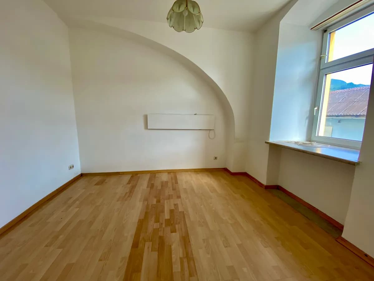 1-Zimmer-Wohnung mieten in Bruck-Mürzzuschlag – 32 m², € 298 – Bild 1 von 3