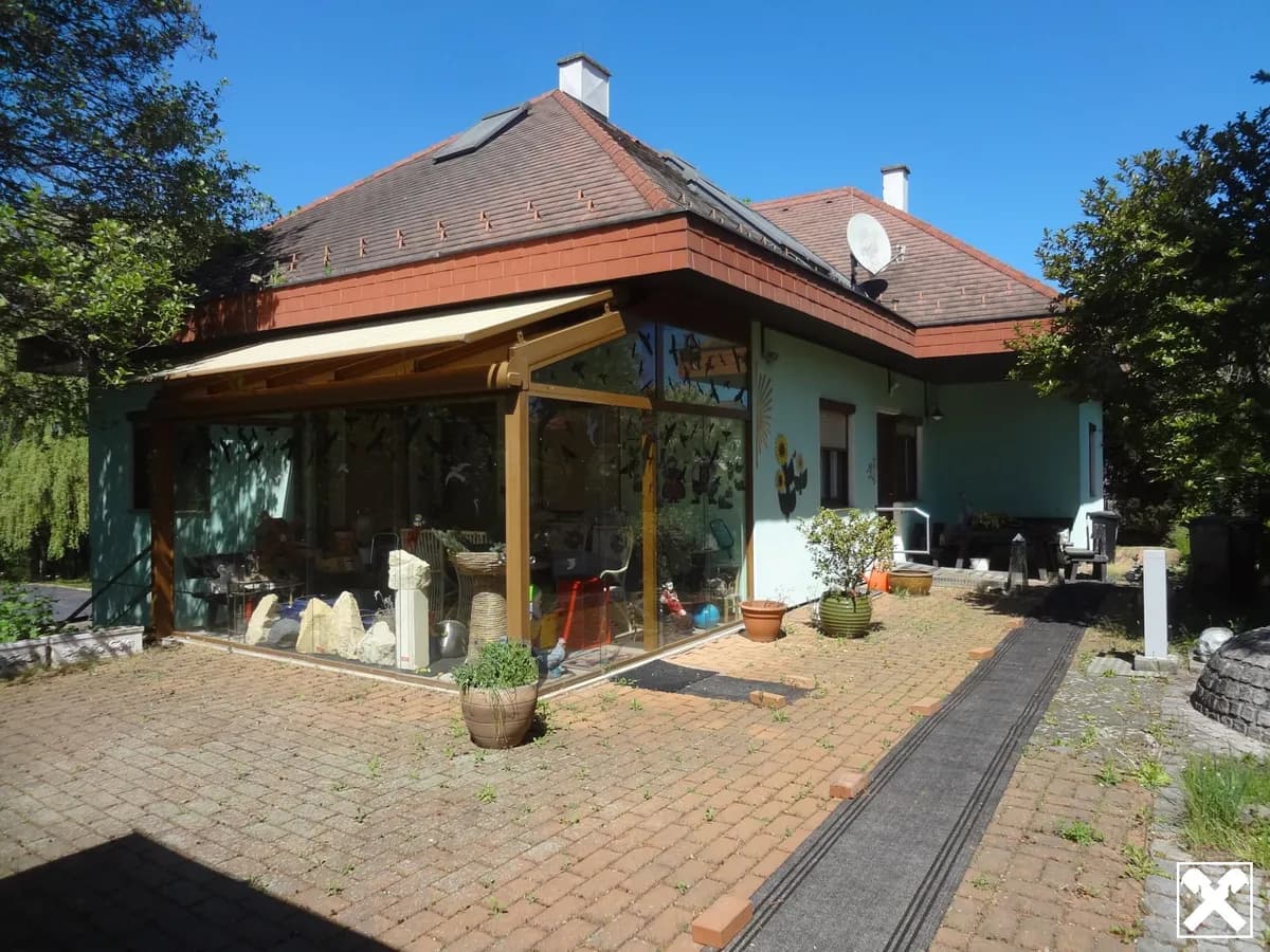 7-Zimmer-Haus kaufen in Oberpullendorf – 300 m², € 490.000