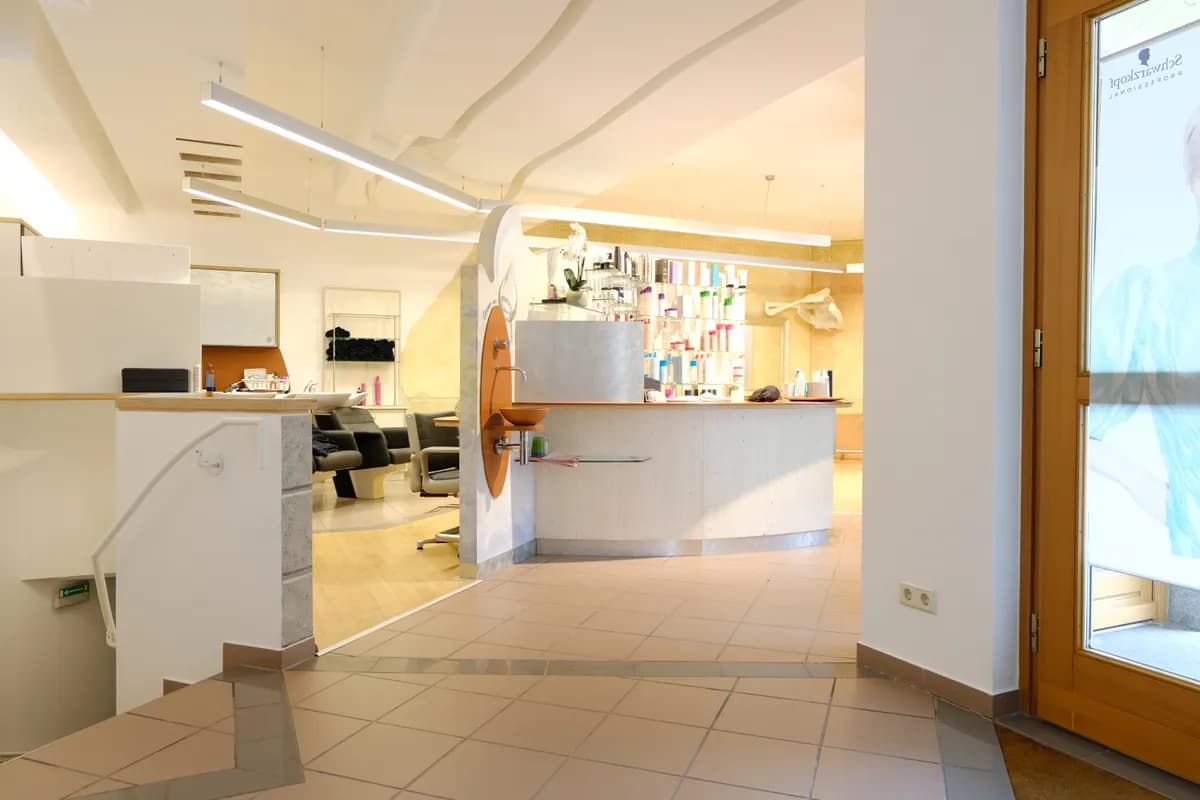 Gewerbeimmobilie mieten in Innsbruck-Land – 145 m², € 1.200 – Bild 4 von 6