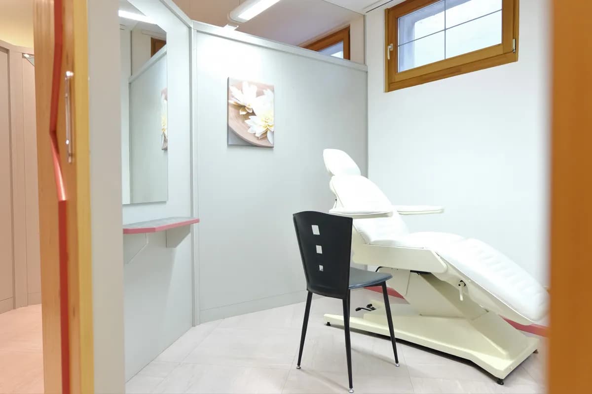 Gewerbeimmobilie mieten in Innsbruck-Land – 145 m², € 1.200 – Bild 5 von 6
