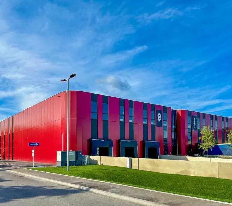 Immobilie mieten in Korneuburg – 3 700 m², € 9 – Bild 3 von 7