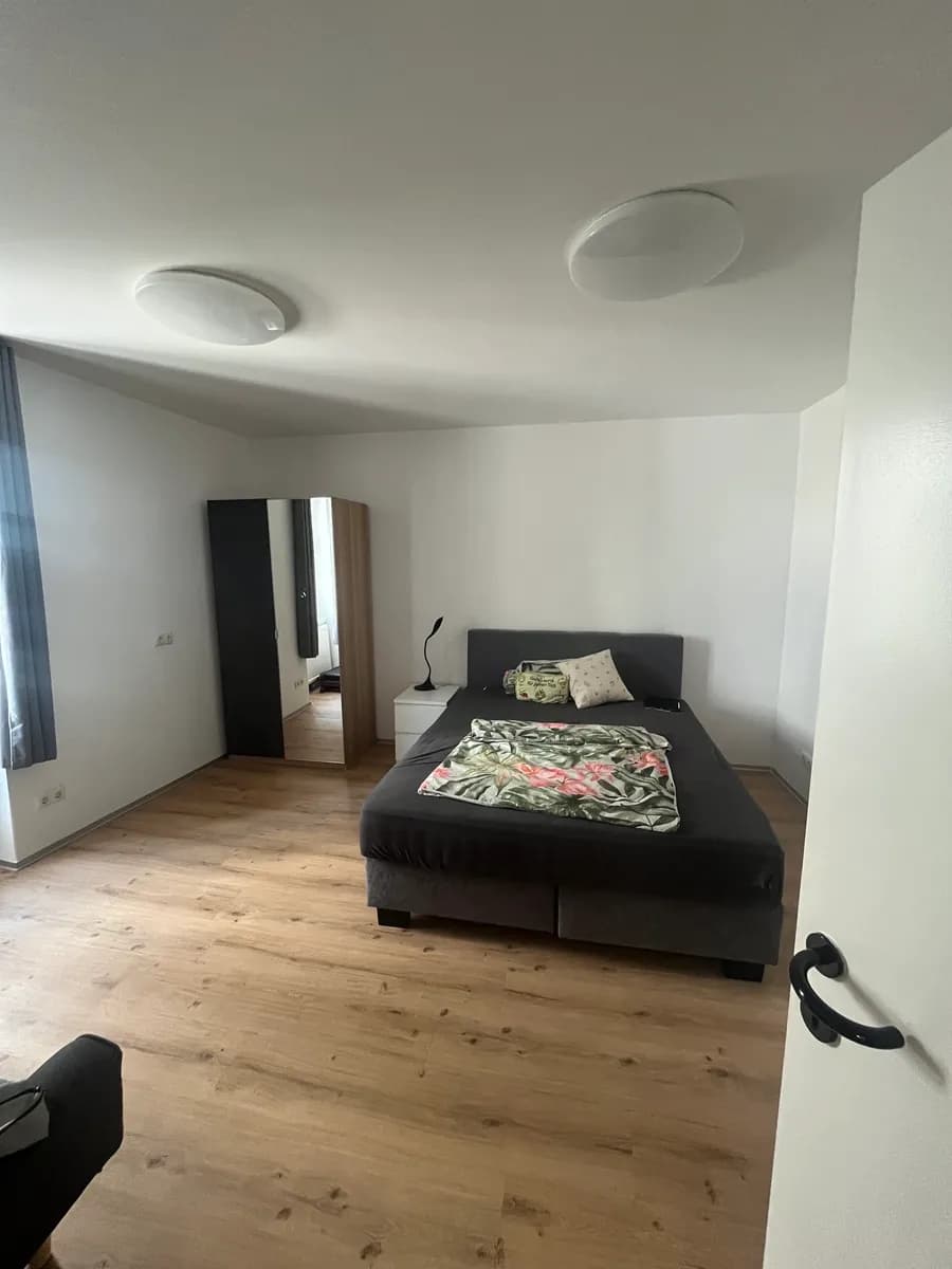 2-Zimmer-Wohnung mieten in Linz – 75 m², € 946 – Bild 8 von 8