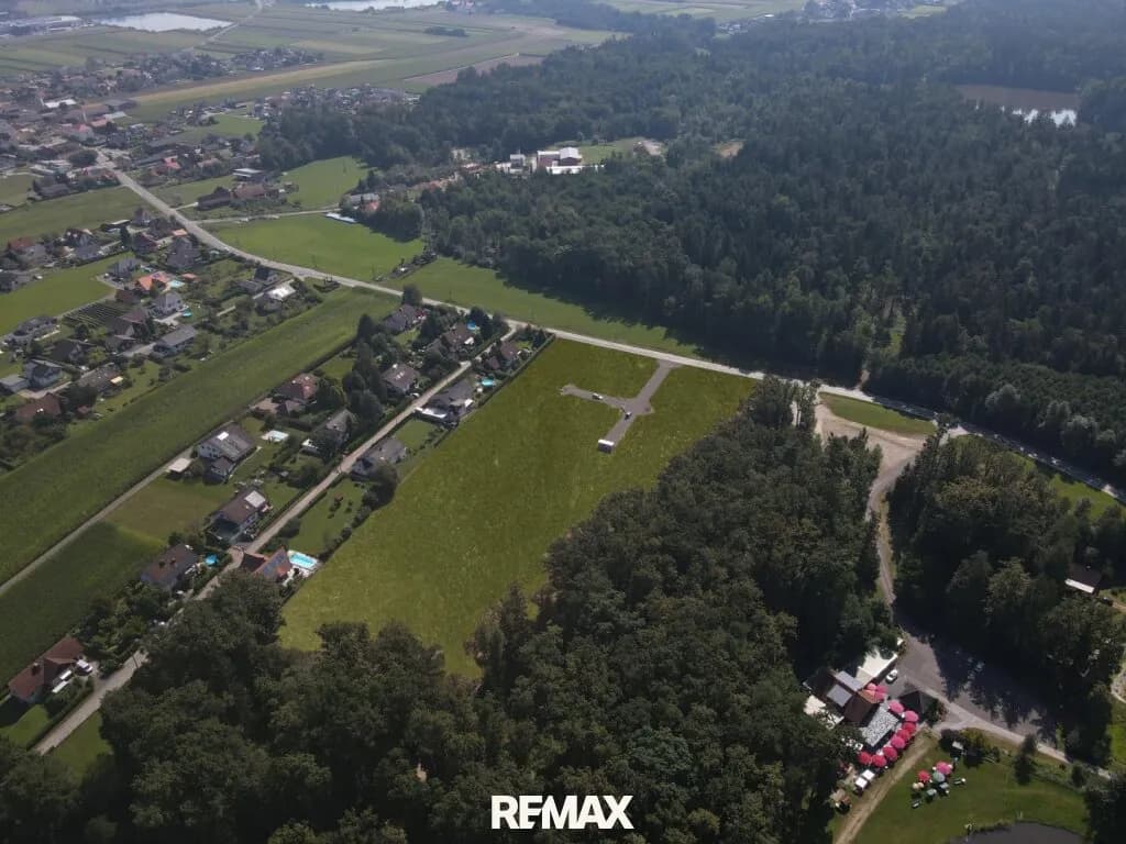 Grundstück kaufen in Graz-Umgebung – 1 061 m² – Bild 2 von 8