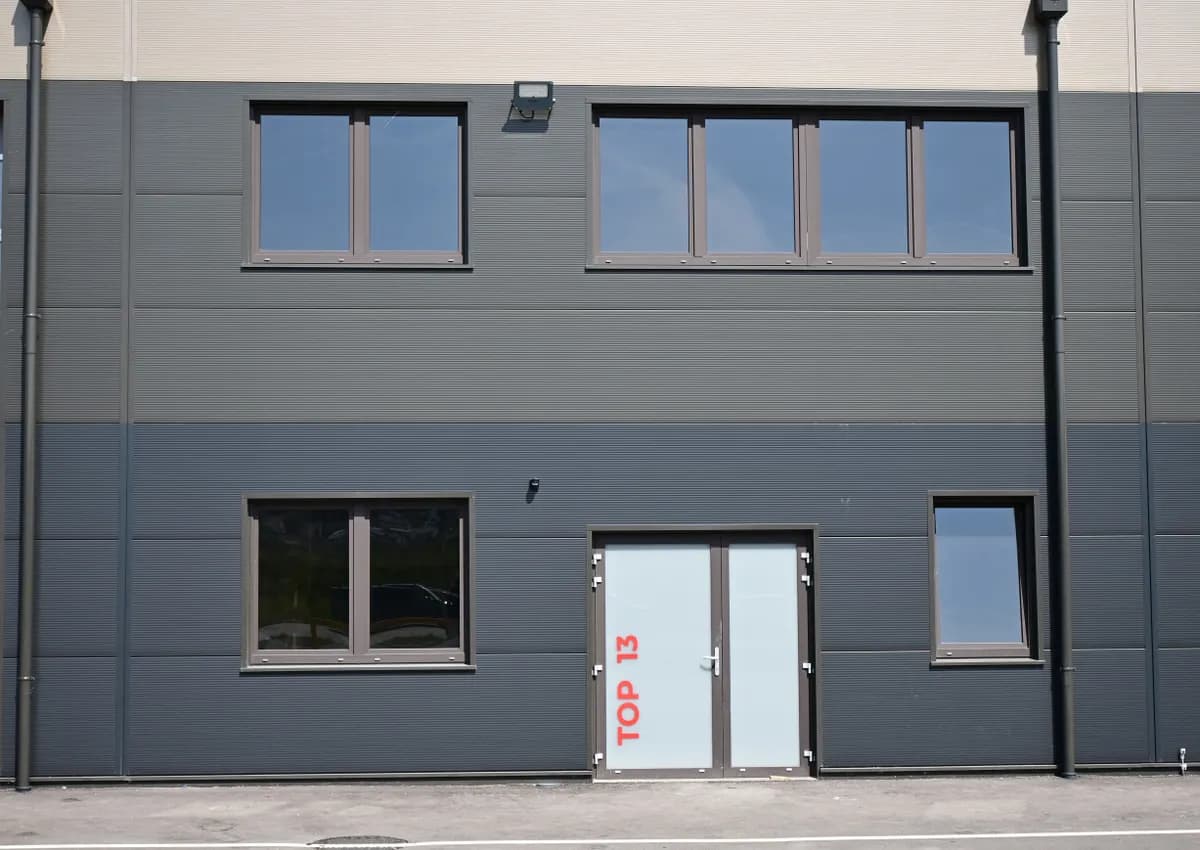 Gewerbeimmobilie mieten in Linz Land – 176 m², € 2.446