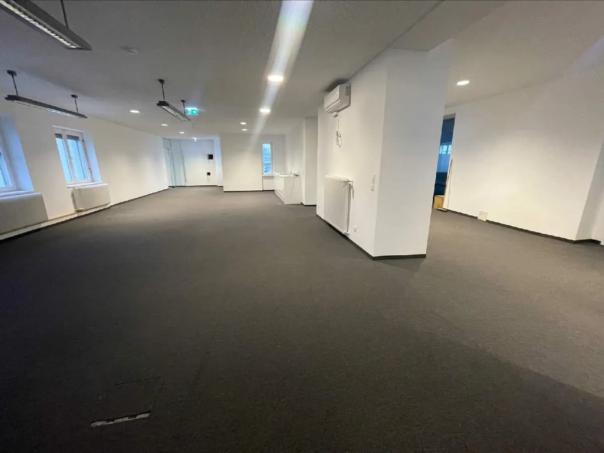 6-Zimmer-Gewerbeimmobilie mieten in Wien – 333 m², € 6.090