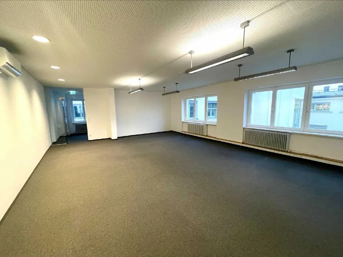 6-Zimmer-Gewerbeimmobilie mieten in Wien – 333 m², € 6.090 – Bild 4 von 8