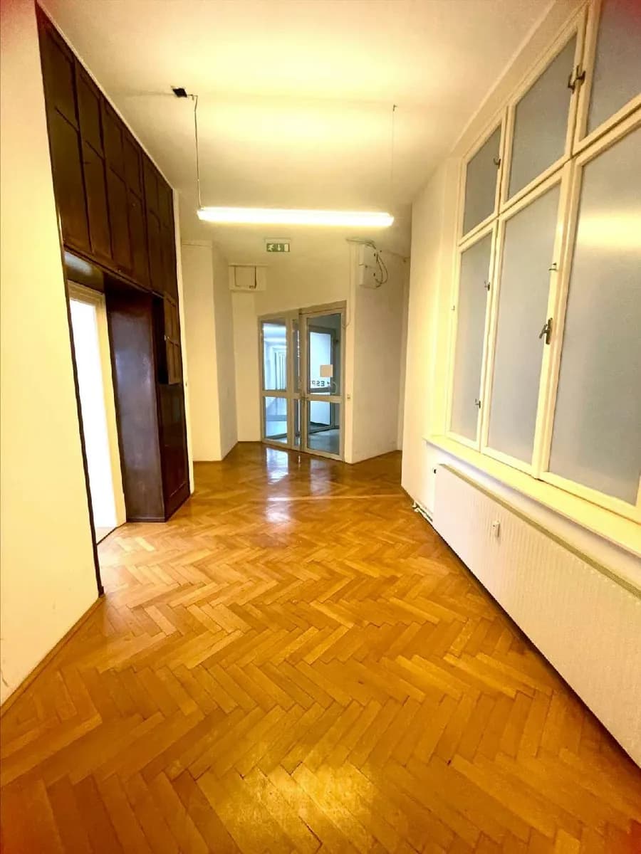 12-Zimmer-Gewerbeimmobilie mieten in Wien – 513 m², € 12.297 – Bild 6 von 15