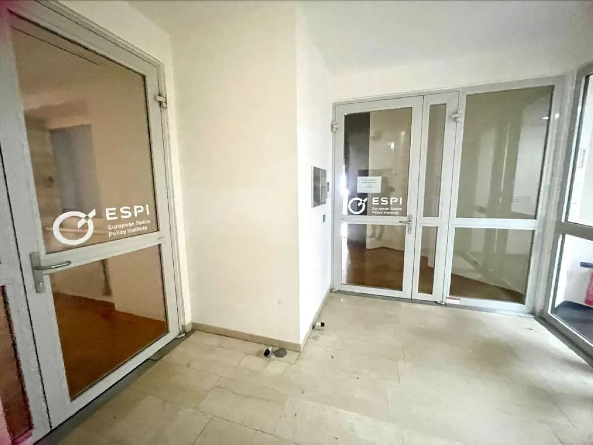 12-Zimmer-Gewerbeimmobilie mieten in Wien – 513 m², € 12.297 – Bild 7 von 15