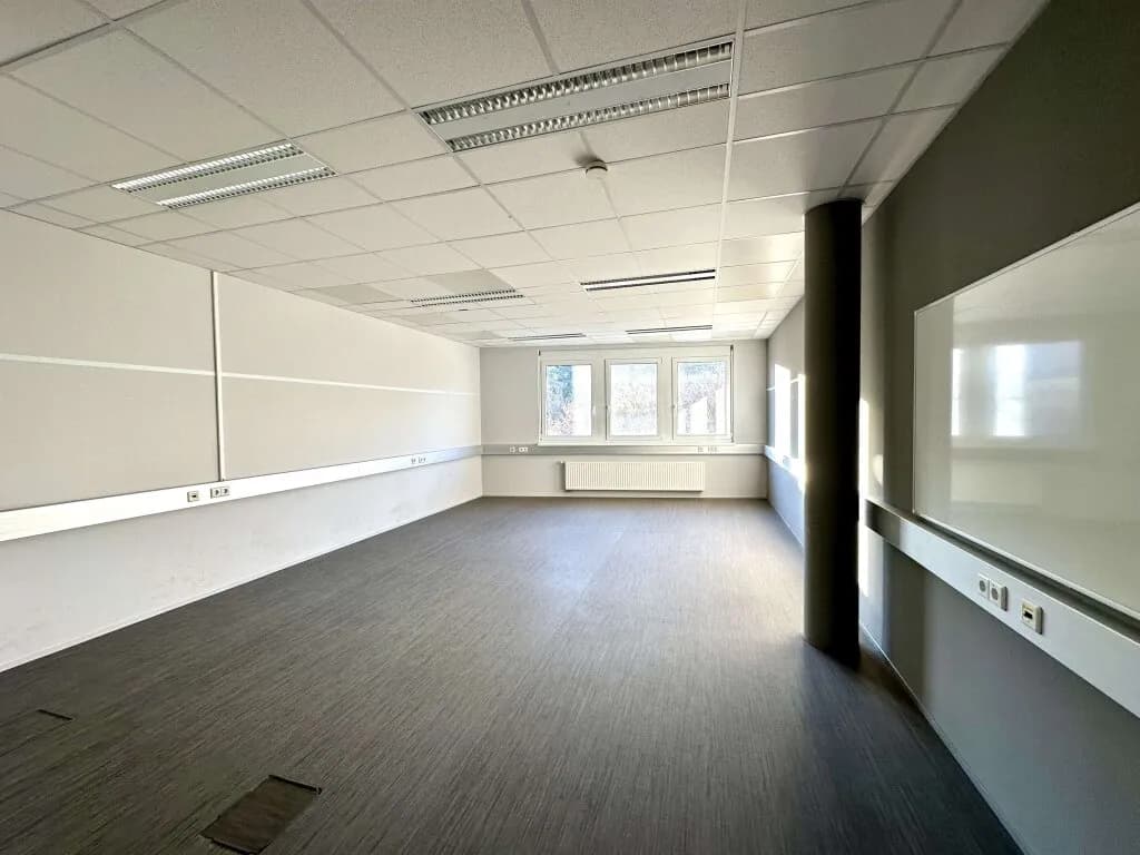 3-Zimmer-Gewerbeimmobilie mieten in Graz – 126 m², € 1.100 – Bild 2 von 10