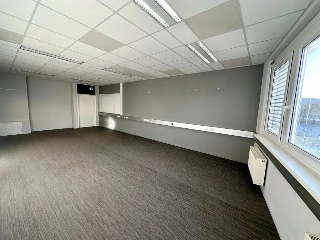 3-Zimmer-Gewerbeimmobilie mieten in Graz – 126 m², € 1.100 – Bild 3 von 10