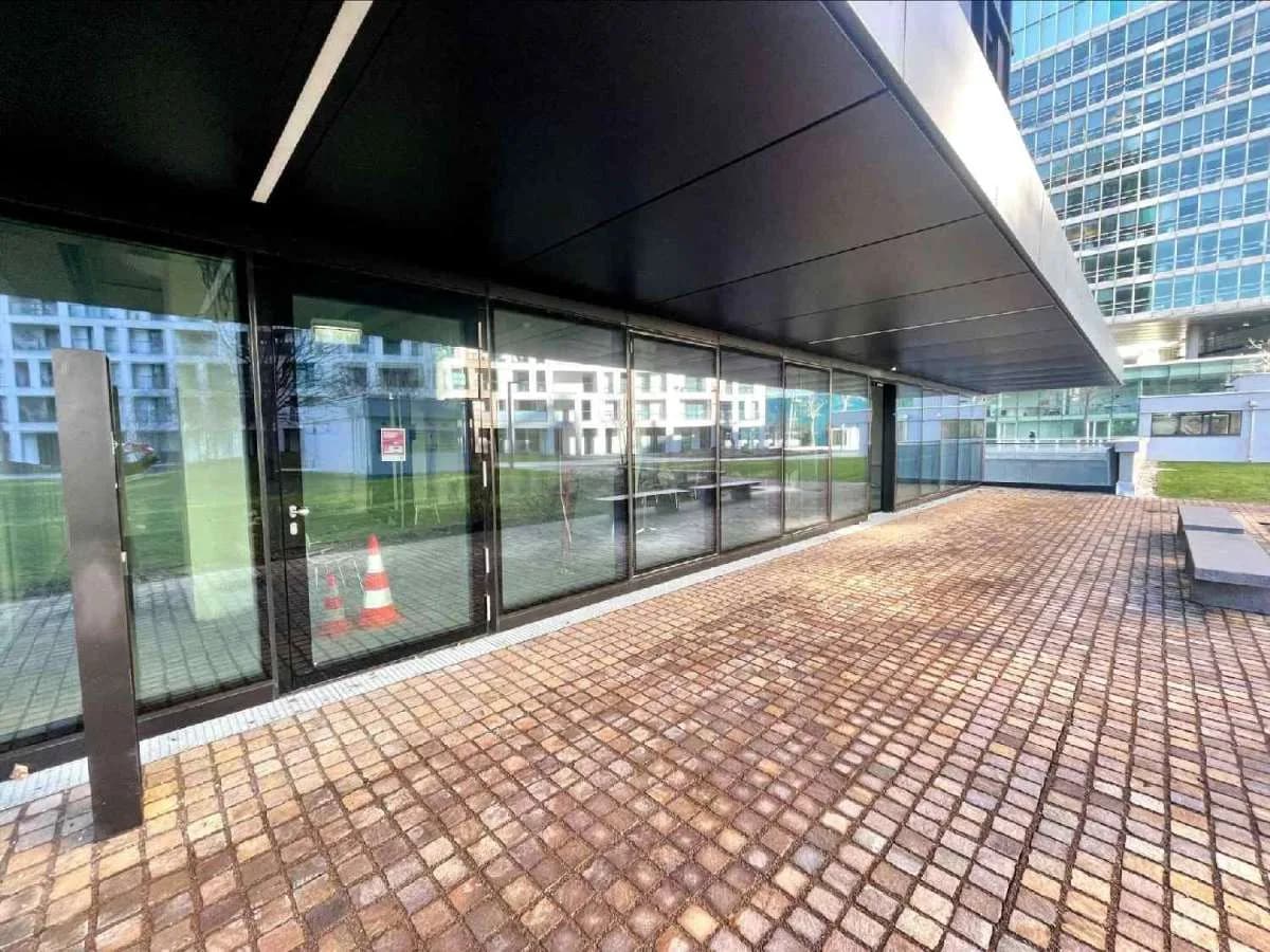 4-Zimmer-Gewerbeimmobilie mieten in Wien – 149 m², € 3.415 – Bild 2 von 4