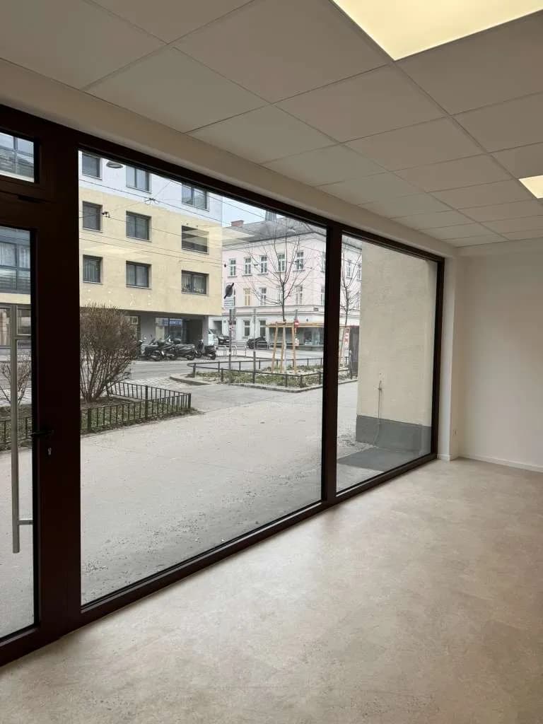 Gewerbeimmobilie kaufen in Wien – 127 m², € 299.000