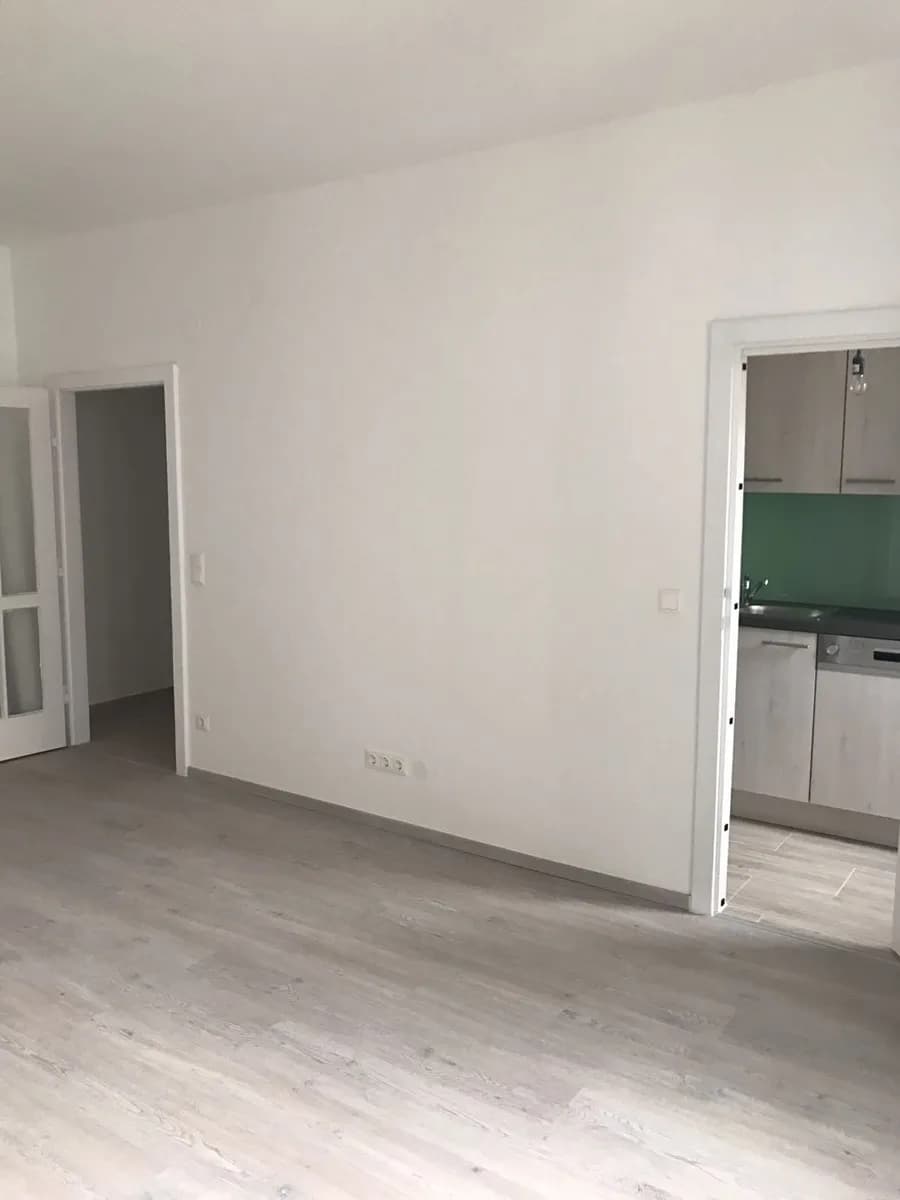2-Zimmer-Wohnung mieten in Wien – 42 m², € 750 – Bild 2 von 9