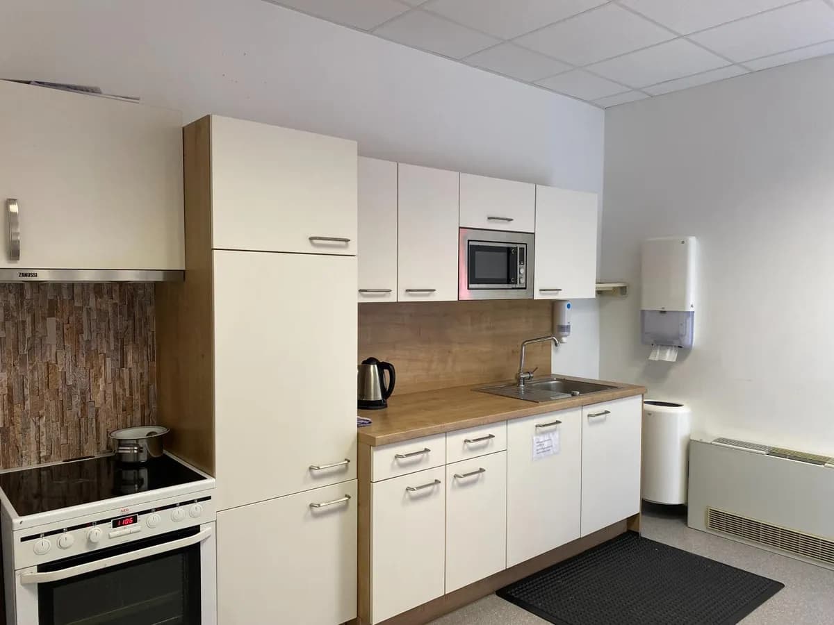 Gewerbeimmobilie kaufen in Grieskirchen – 1 437 m², € 2.900.000 – Bild 3 von 26