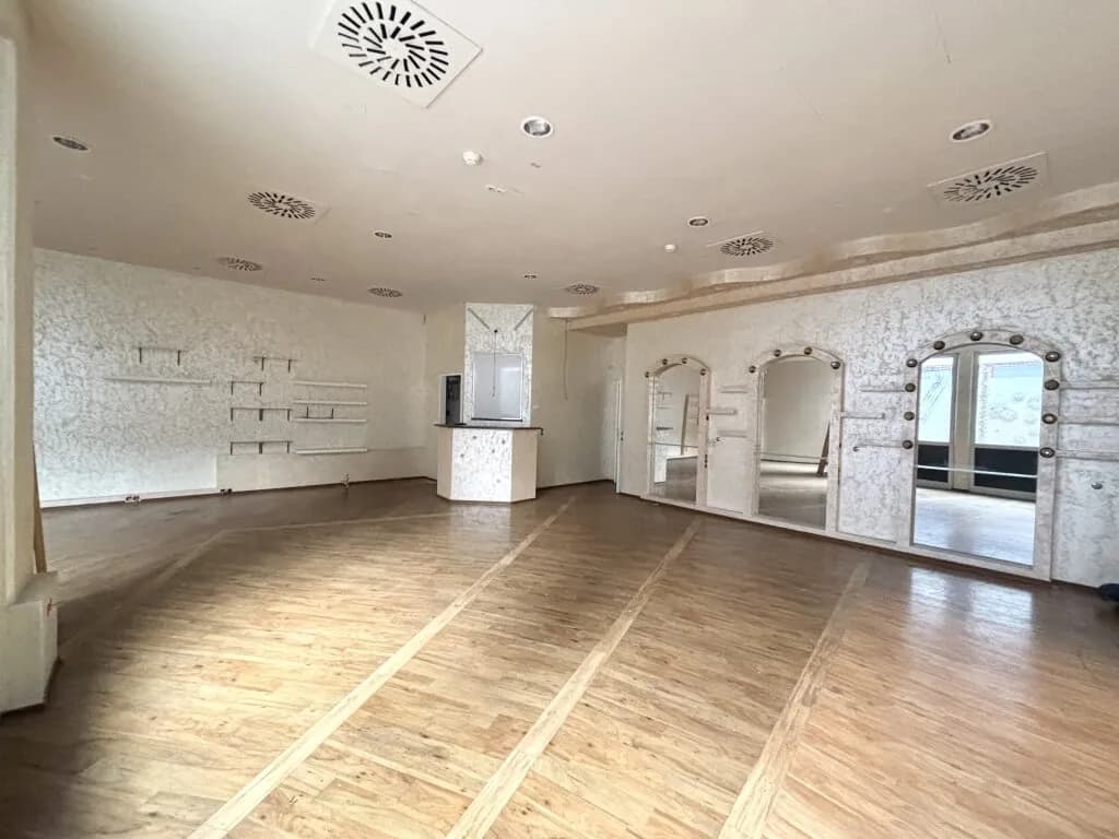 Gewerbeimmobilie mieten in Wien – 91 m², € 2.657 – Bild 2 von 13