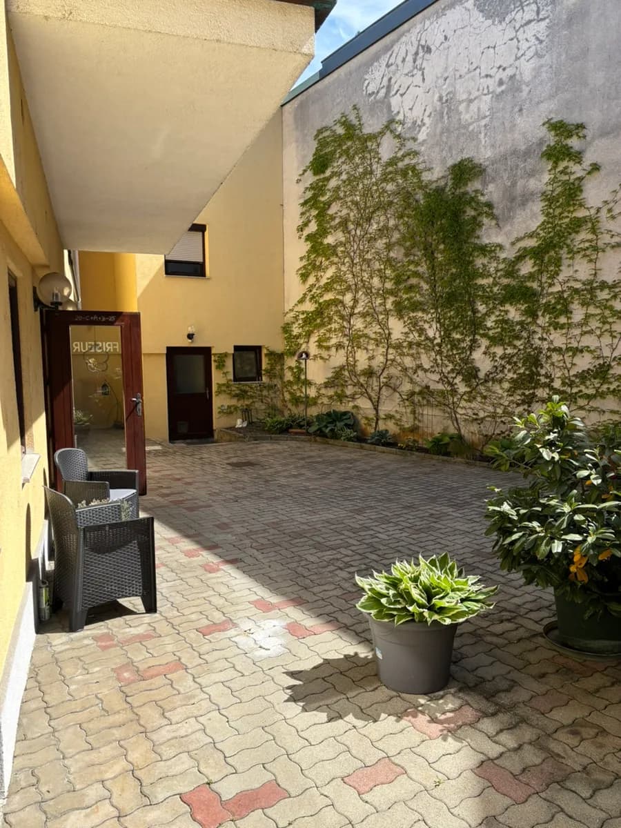 Gewerbeimmobilie kaufen in Baden – 350 m², € 470.000 – Bild 2 von 35