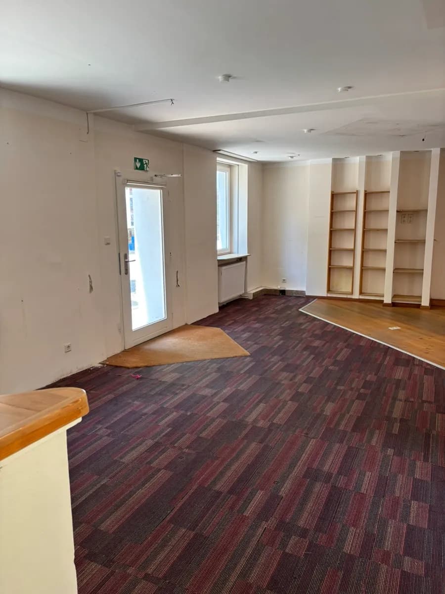 Gewerbeimmobilie kaufen in Baden – 350 m², € 470.000 – Bild 29 von 35