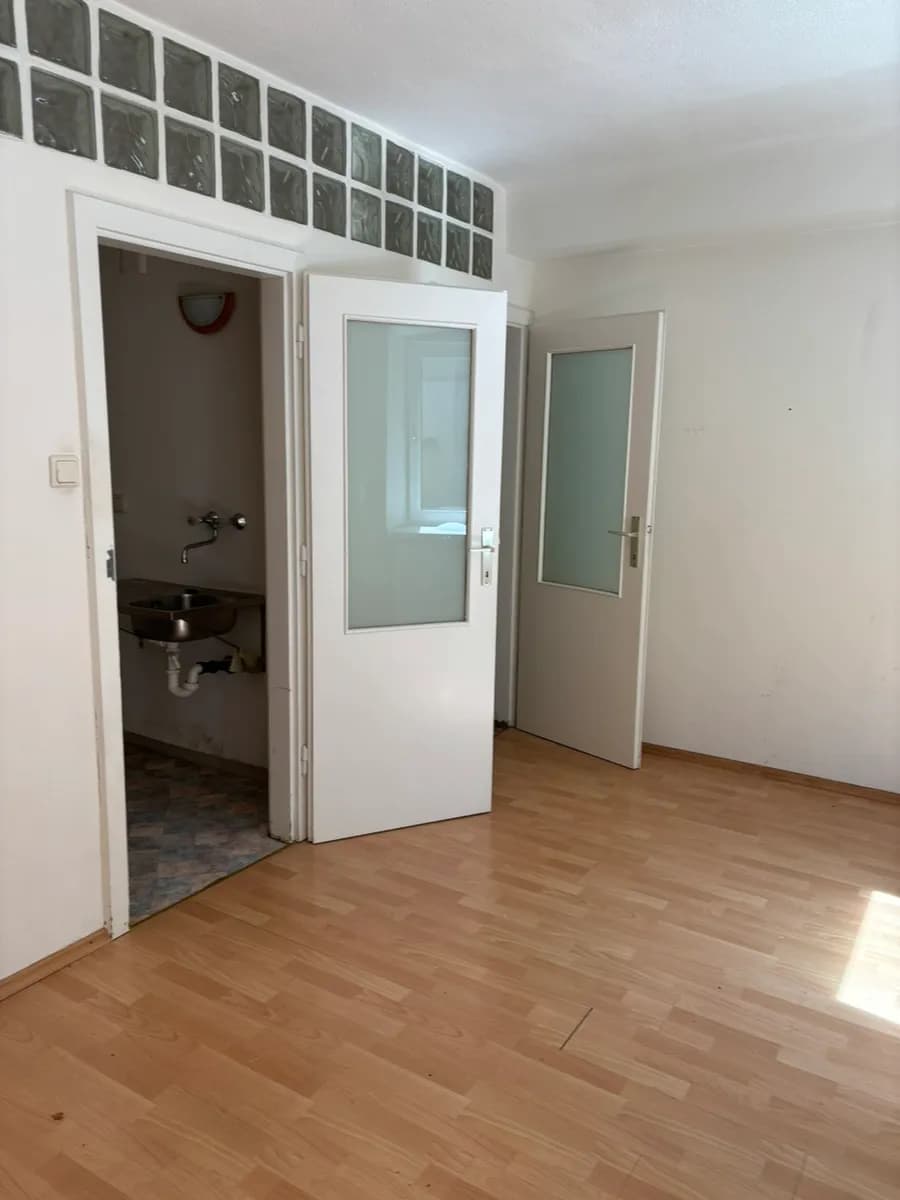 Gewerbeimmobilie kaufen in Baden – 350 m², € 470.000 – Bild 31 von 35