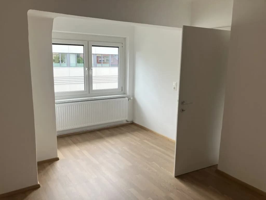 2-Zimmer-Wohnung mieten in Villach – 37 m², € 385 – Bild 2 von 9