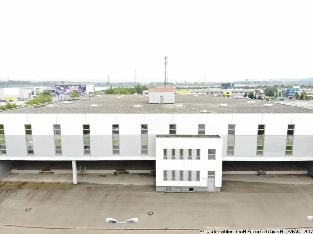 Gewerbeimmobilie kaufen in Sankt Pölten – 12 238 m², € 8.040.000 – Bild 2 von 27
