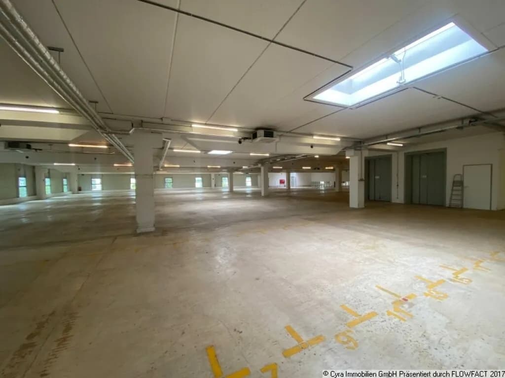 Gewerbeimmobilie kaufen in Sankt Pölten – 12 238 m², € 8.040.000 – Bild 12 von 27