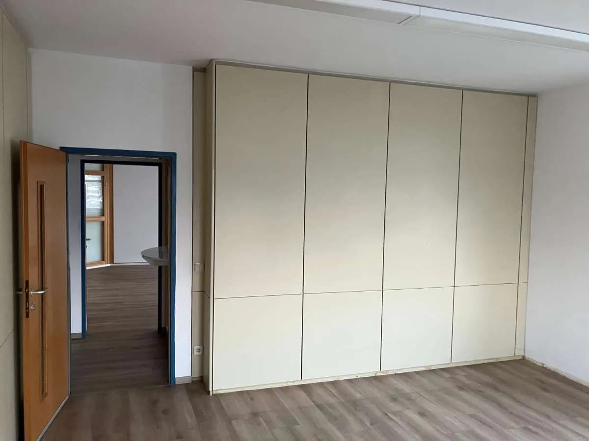Gewerbeimmobilie mieten in Mödling – 124 m², € 1.562 – Bild 6 von 16