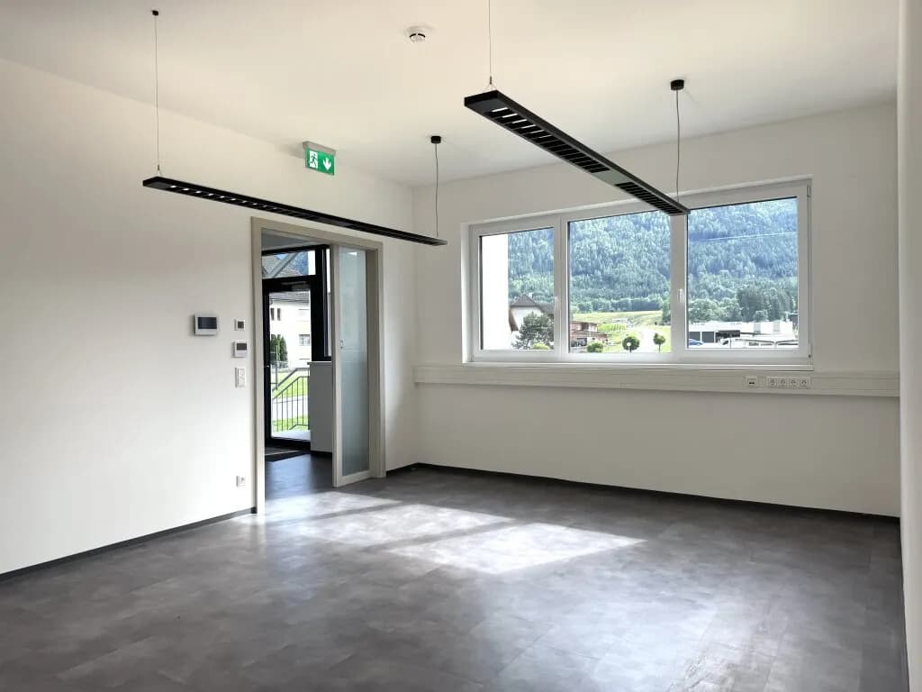 5-Zimmer-Gewerbeimmobilie mieten in Villach Land – 145 m², € 1.902 – Bild 3 von 24