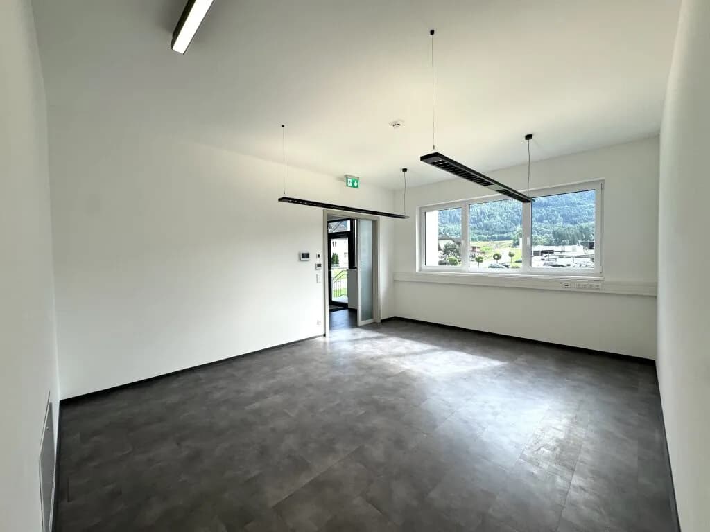 5-Zimmer-Gewerbeimmobilie mieten in Villach Land – 145 m², € 1.902 – Bild 6 von 24