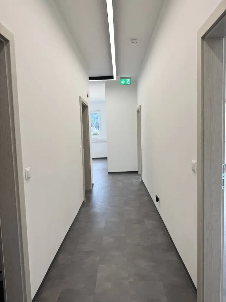 5-Zimmer-Gewerbeimmobilie mieten in Villach Land – 145 m², € 1.902 – Bild 7 von 24