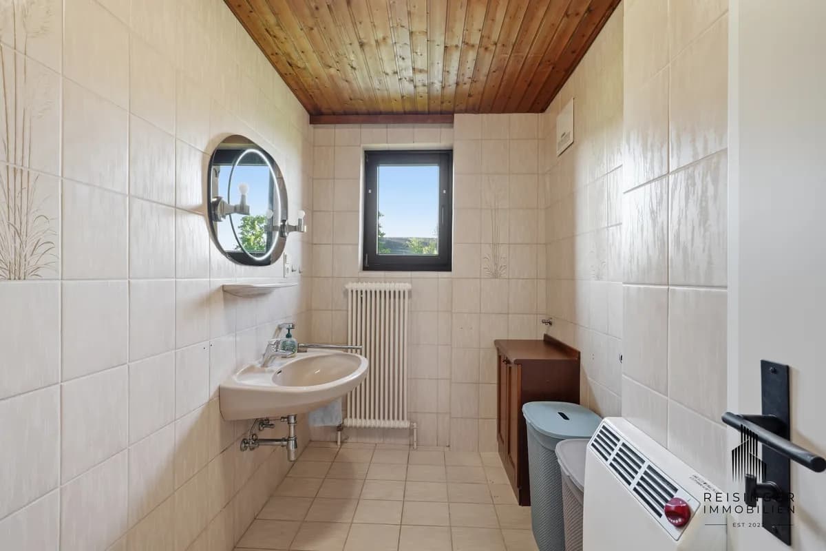 10-Zimmer-Gewerbeimmobilie kaufen in Ried im Innkreis – 354 m², € 495.000 – Bild 7 von 11