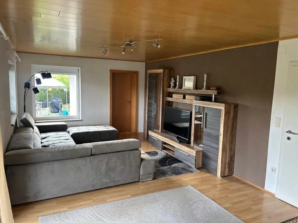 6-Zimmer-Gewerbeimmobilie kaufen in Feldkirchen – 195 m², € 399.000 – Bild 6 von 14
