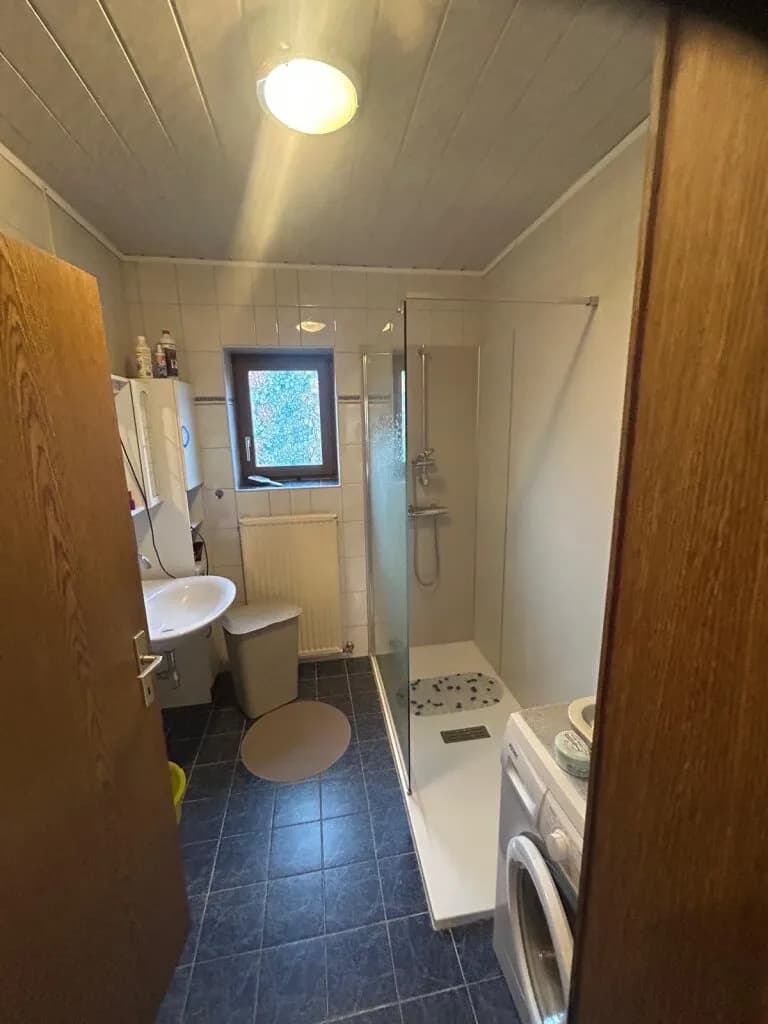 6-Zimmer-Gewerbeimmobilie kaufen in Feldkirchen – 195 m², € 399.000 – Bild 12 von 14