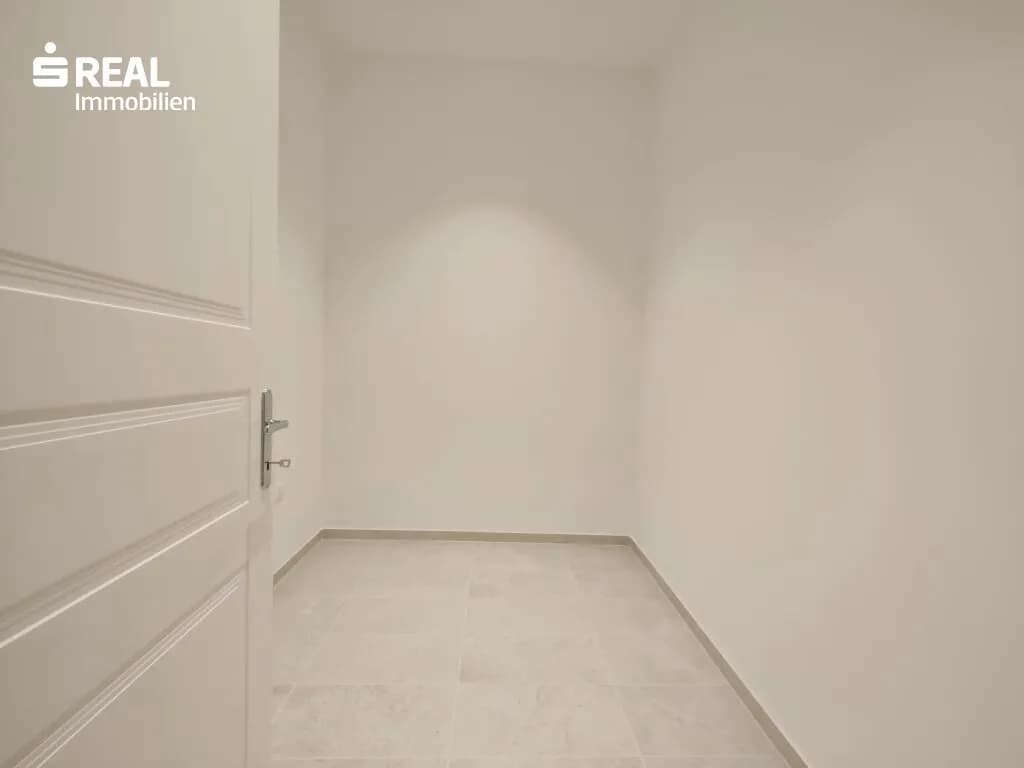 4-Zimmer-Wohnung mieten in Wien – 189,02 m², € 3.269 – Bild 12 von 16