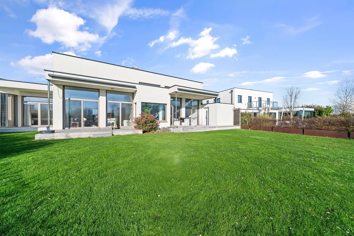 5-Zimmer-Haus kaufen in Neusiedl am See – 145 m², € 980.000