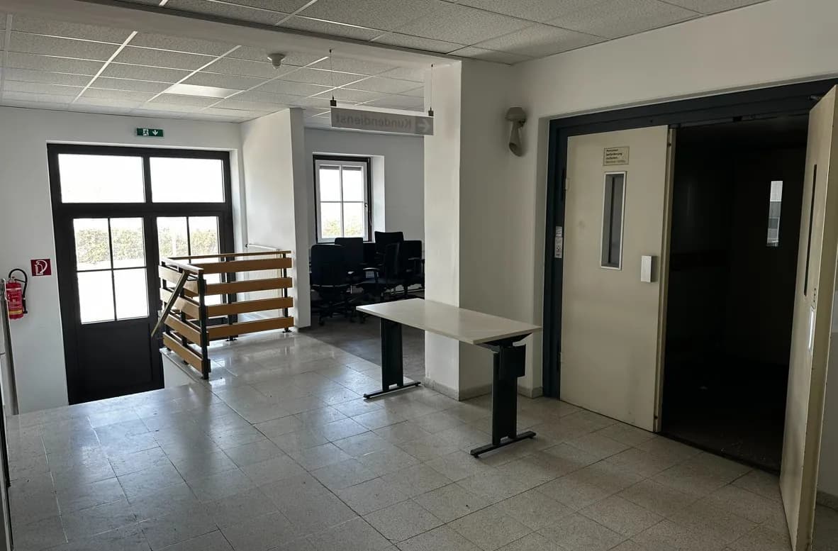 Gewerbeimmobilie kaufen in Horn – 3 756 m² – Bild 6 von 21