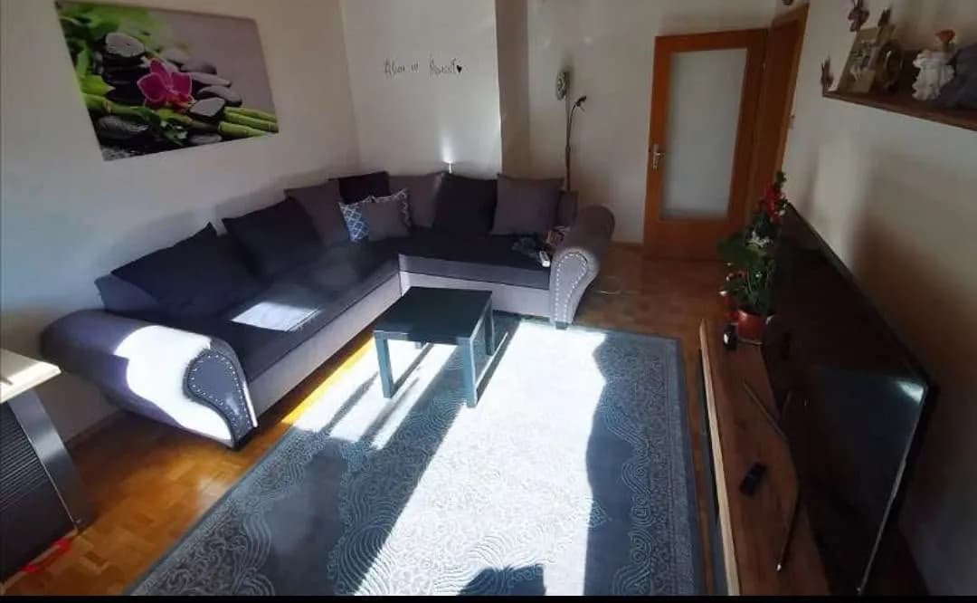 2-Zimmer-Wohnung mieten in Liezen – 65 m², € 745 – Bild 2 von 8