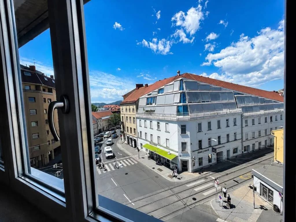 2-Zimmer-Wohnung kaufen in Graz – 82 m², € 259.000 – Bild 2 von 14