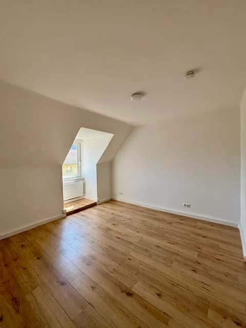 1-Zimmer-Wohnung mieten in Bruck-Mürzzuschlag – 37,7 m², € 400 – Bild 3 von 10