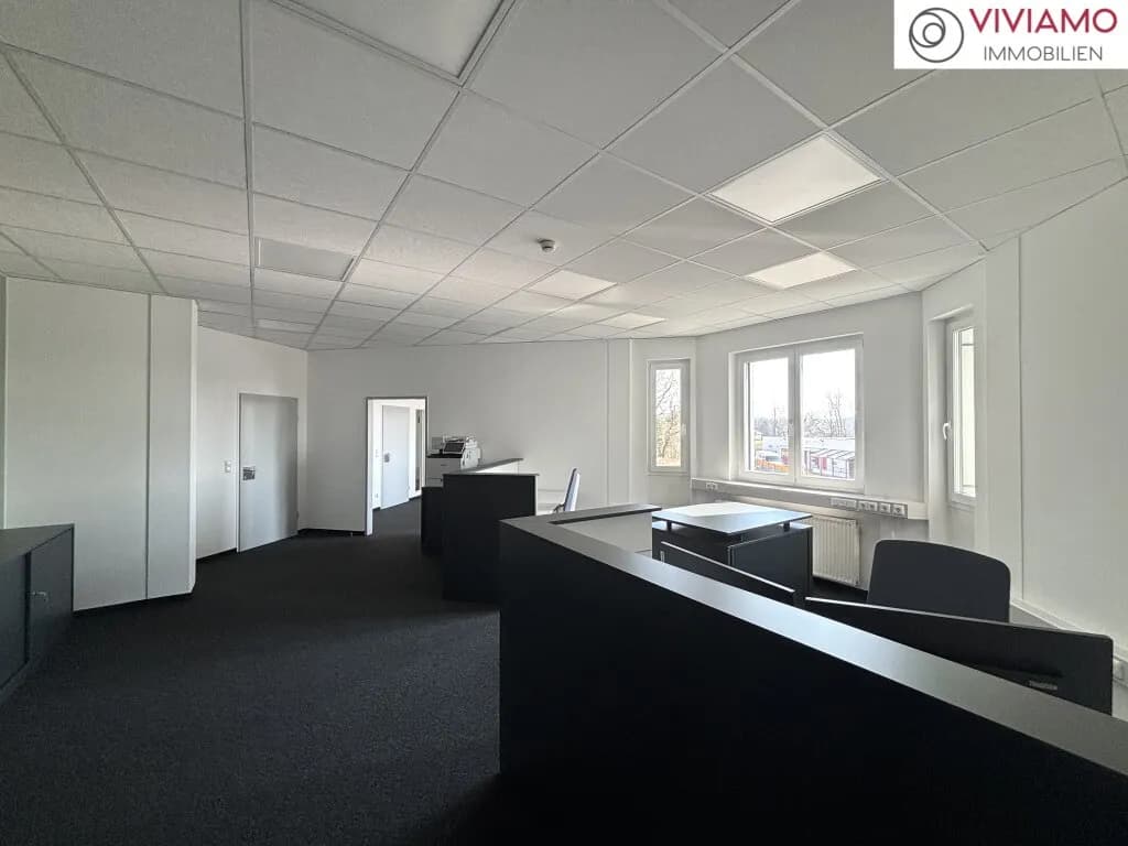 Gewerbeimmobilie mieten in Wels – 8 076 m², € 5 – Bild 13 von 14
