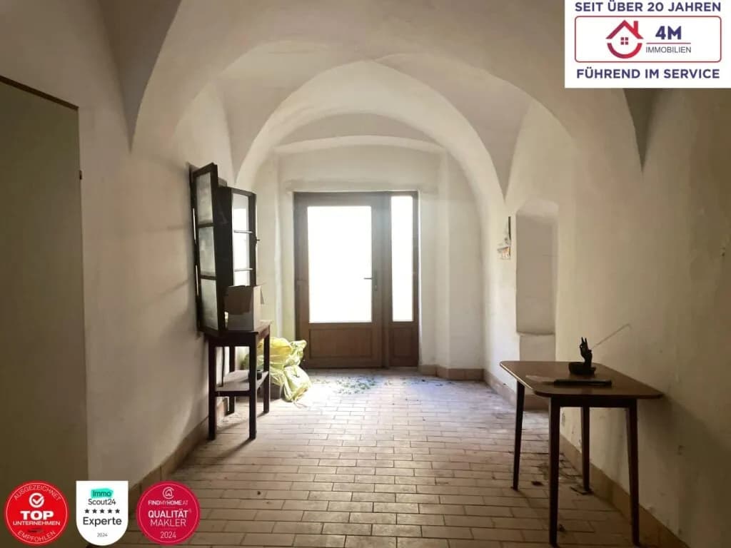 7-Zimmer-Gewerbeimmobilie kaufen in Korneuburg – 300 m², € 990.000 – Bild 4 von 4