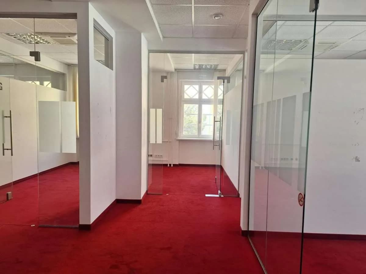 8-Zimmer-Gewerbeimmobilie mieten in Eisenstadt – 137 m², € 1.536 – Bild 3 von 5