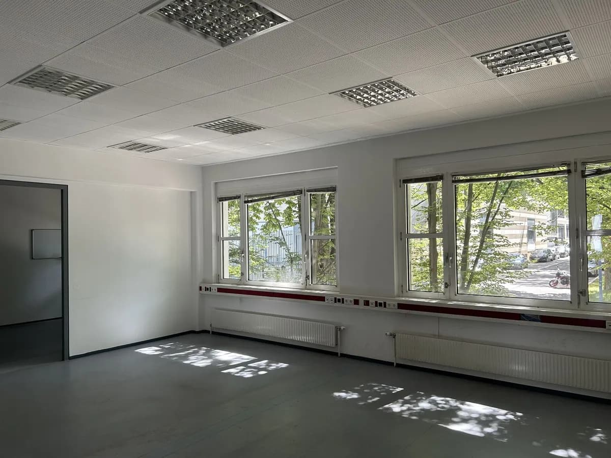 Gewerbeimmobilie mieten in Wien – 300 m², € 11 – Bild 7 von 16