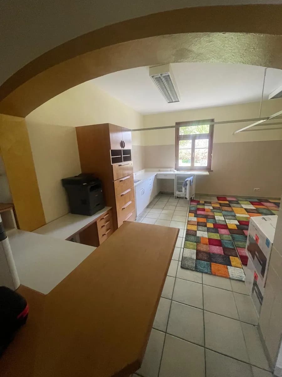 5-Zimmer-Gewerbeimmobilie mieten in Wolfsberg – 90 m², € 750 – Bild 2 von 10