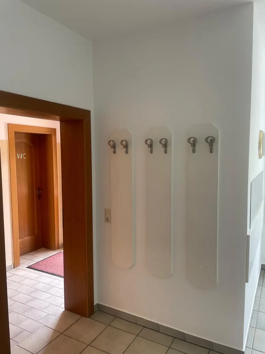 5-Zimmer-Gewerbeimmobilie mieten in Wolfsberg – 90 m², € 750 – Bild 3 von 10