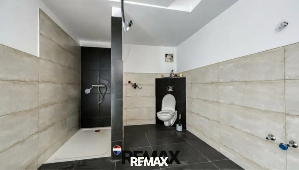6-Zimmer-Gewerbeimmobilie kaufen in Vöcklabruck – 233 m², € 580.000 – Bild 5 von 23