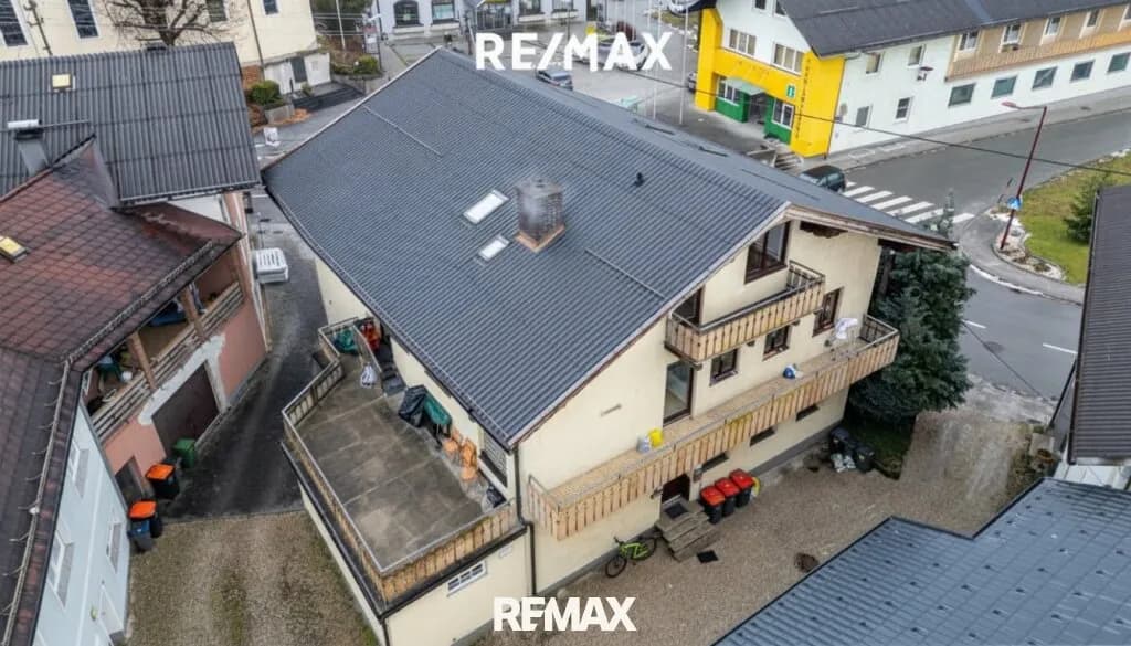 10-Zimmer-Gewerbeimmobilie kaufen in Vöcklabruck – 415 m², € 399.000 – Bild 2 von 21